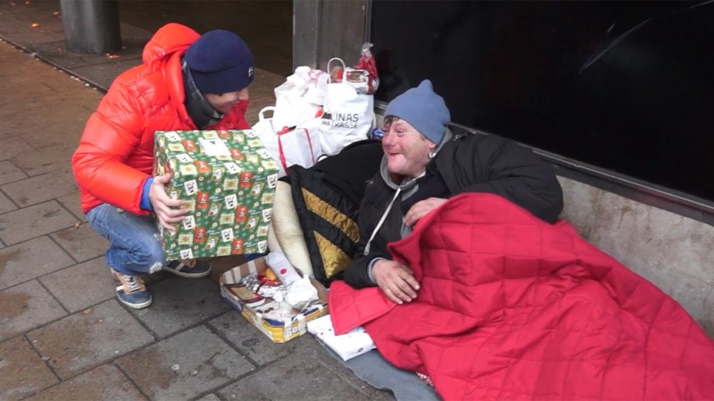Community giving at Christmas